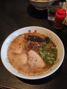 黒亭の基本的なラーメン